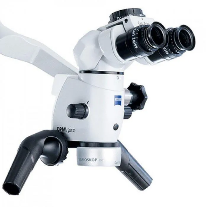 精密根管治療で使用するマイクロスコープのイメージ